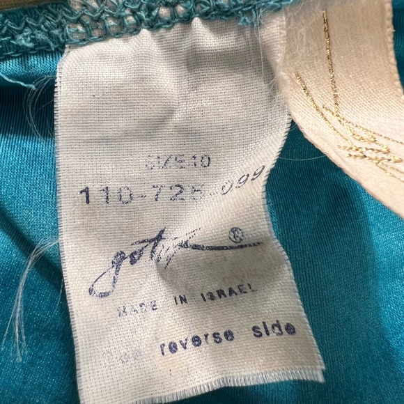 2 Piece Gottex Bathing Suit - Picture 10 of 14